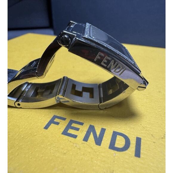 FENDI Ladies Diamond Quadro Orologi Watch 6000L Authentic New Battery main image 14